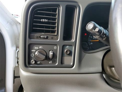 Used 2007 Chevrolet Silverado 1500 LT w/ Extended Cab Value Package image 21