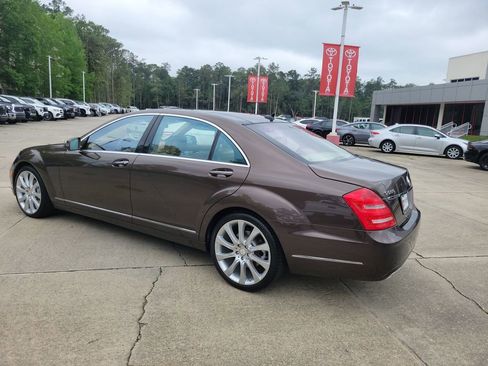 Used 2013 Mercedes-Benz S 550 4MATIC image 3