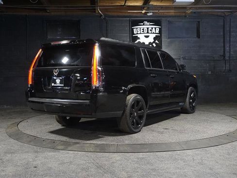 Used 2015 Cadillac Escalade ESV Luxury image 11