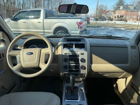 Used 2008 Ford Escape XLT image 11