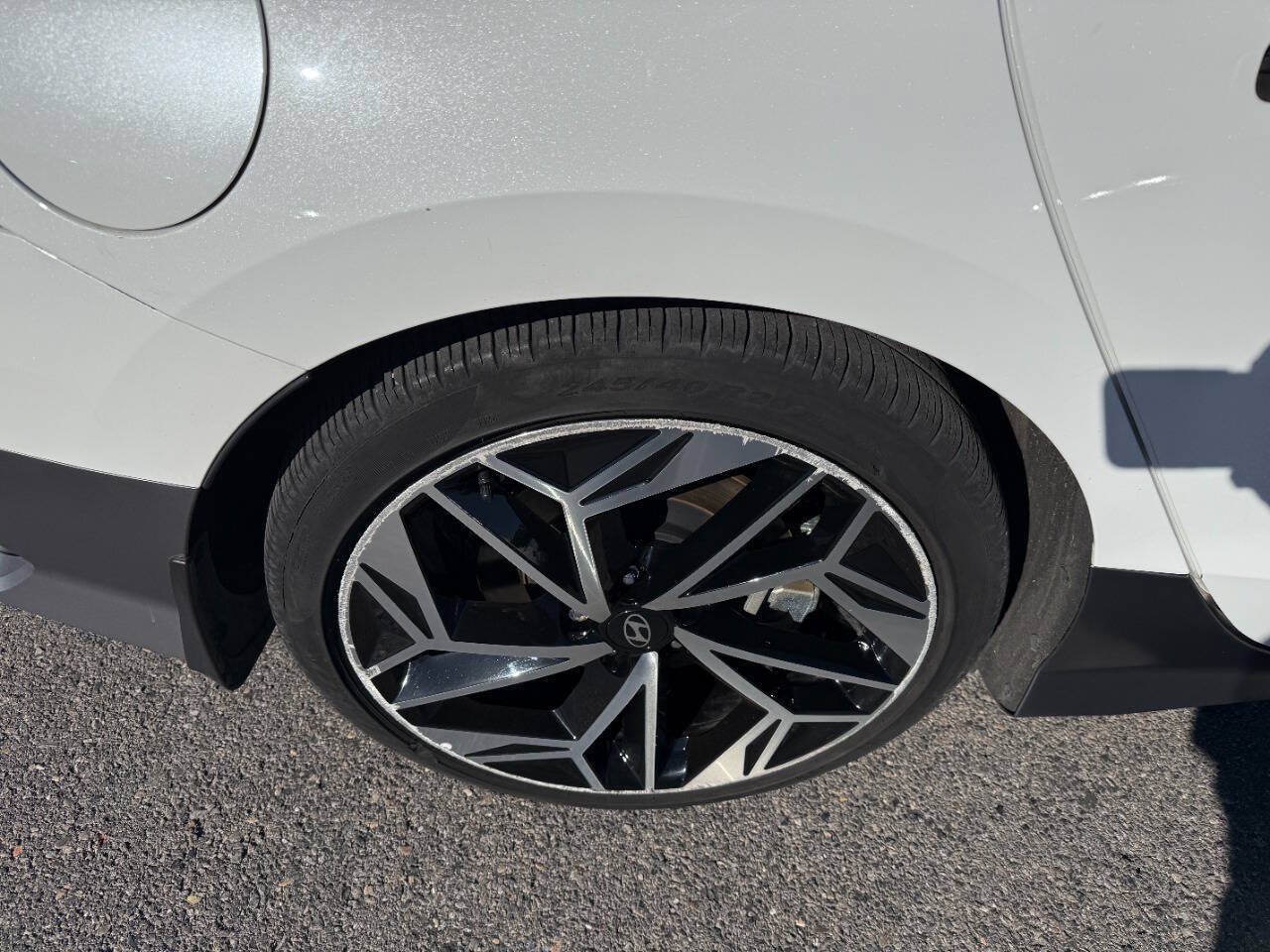 Used 2023 Hyundai Ioniq 6 SEL AWD/4WD image 12