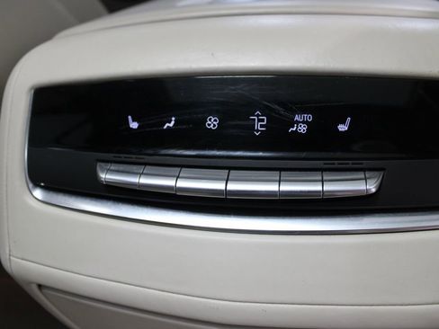 Used 2021 Cadillac Escalade Sport Platinum RWD image 32