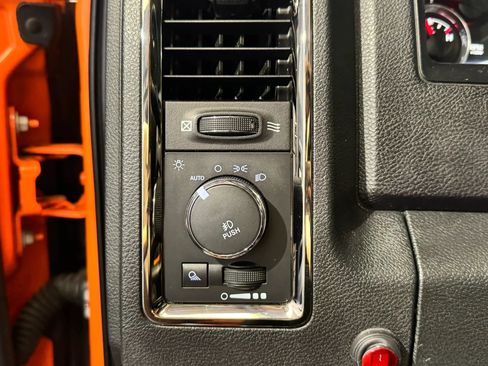 Used 2015 RAM 1500 Sport w/ Ignition Orange Sport Package AWD/4WD image 14