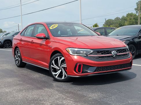 Used 2023 Volkswagen Jetta GLI Autobahn FWD image 32