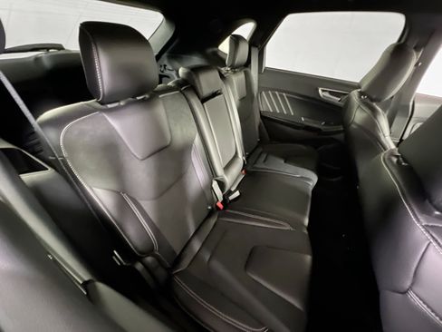 Used 2020 Ford Edge ST w/ Cold Weather Package AWD/4WD image 26