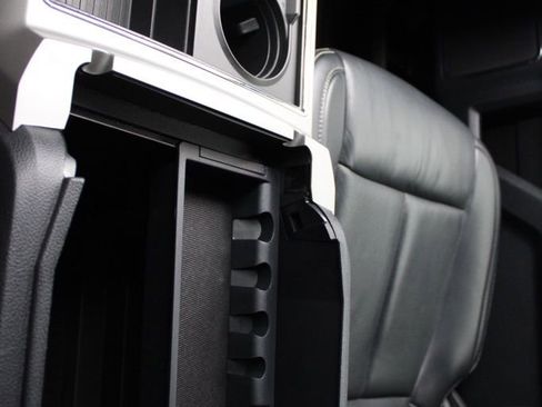 Used 2022 Ford F250 Lariat image 41