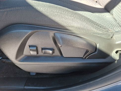 Used 2011 GMC Terrain SLE image 11