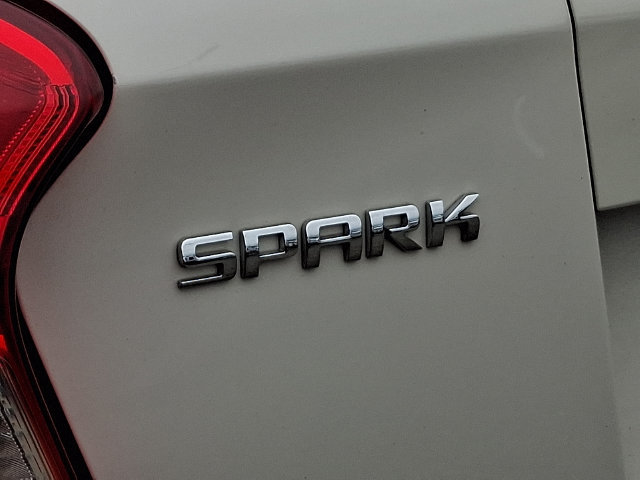 Used 2018 Chevrolet Spark LS FWD image 28