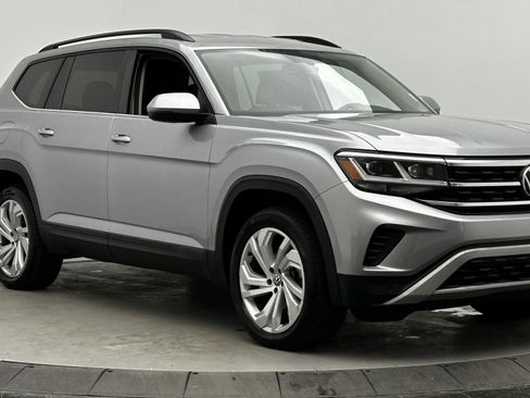 Used 2021 Volkswagen Atlas SE image 3