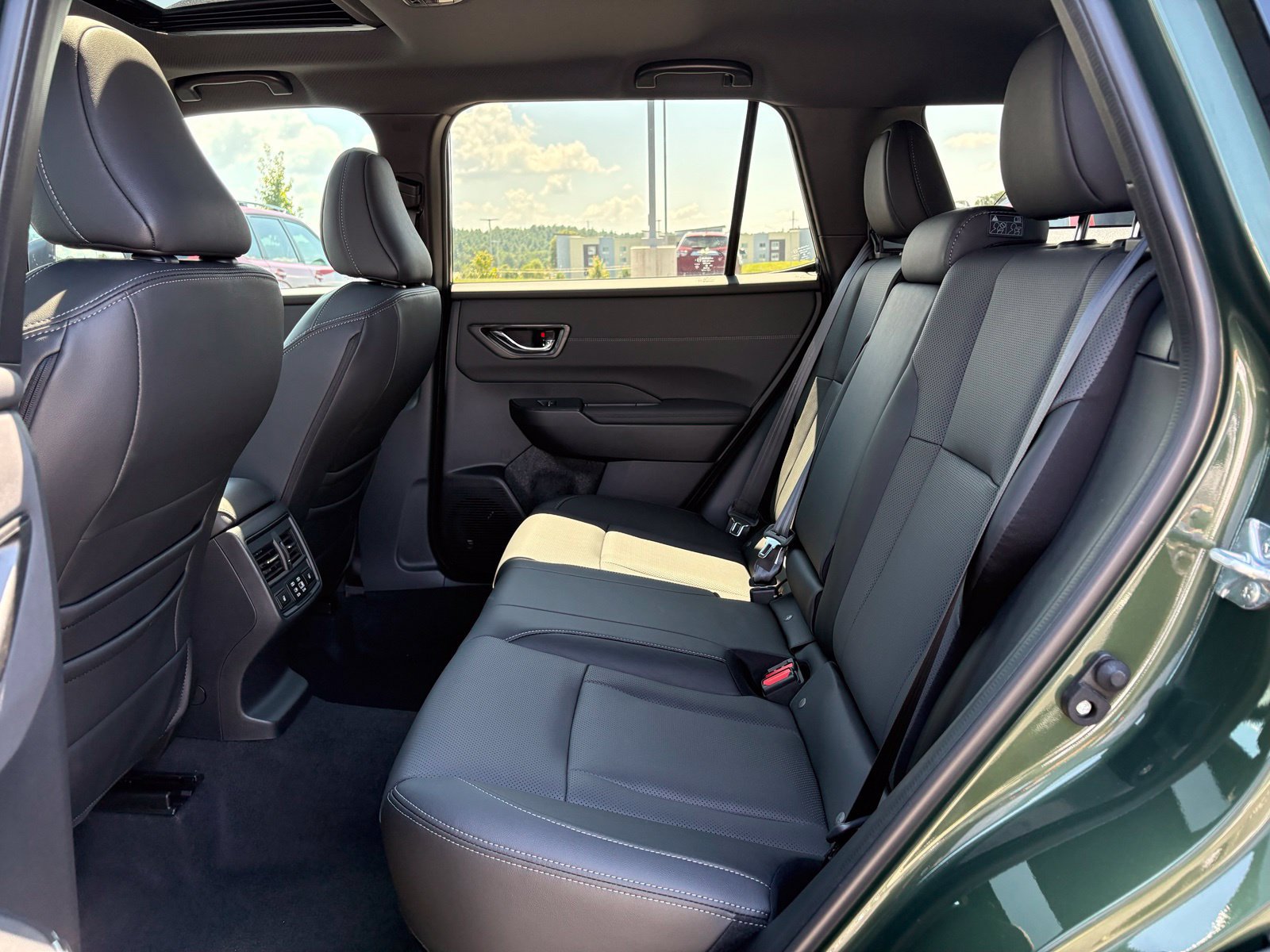 New 2026 Subaru Outback Touring XT AWD/4WD image 33