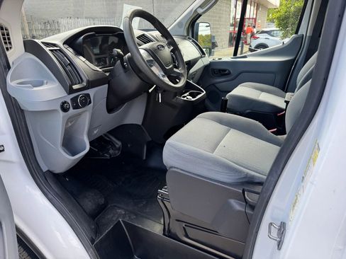 Used 2019 Ford Transit 150 130 Low Roof image 18