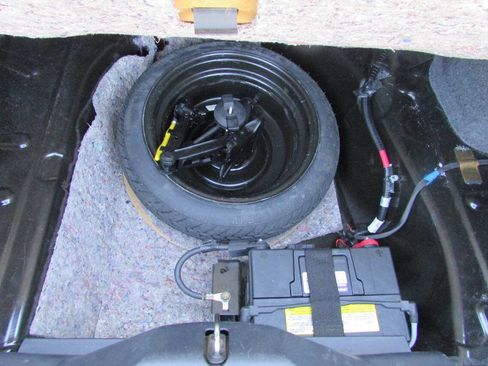 Used 2006 Saturn ION Level 3 w/ Travel Pkg image 17