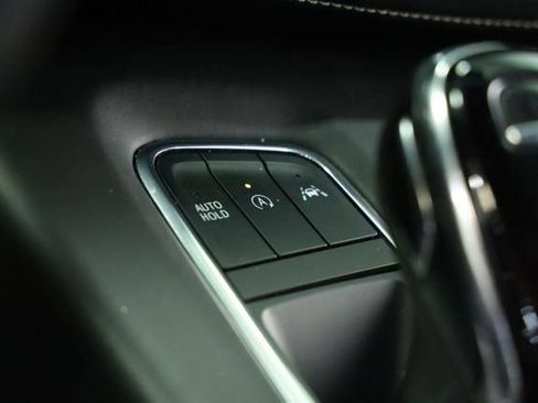 Used 2022 Cadillac Escalade ESV Sport Platinum AWD/4WD image 21