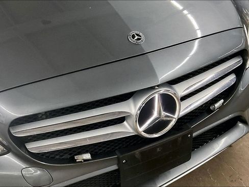 Used 2021 Mercedes-Benz C 300 4MATIC Sedan image 24