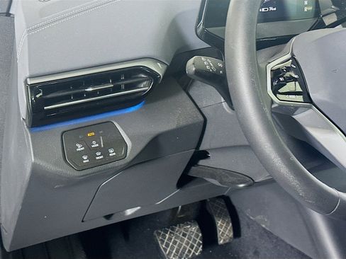 Used 2023 Volkswagen ID.4 Pro S AWD/4WD image 16