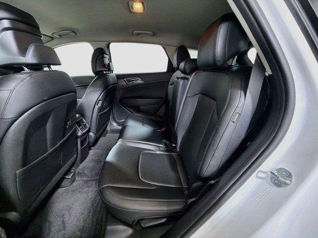 Used 2024 Kia Sportage EX AWD/4WD image 25