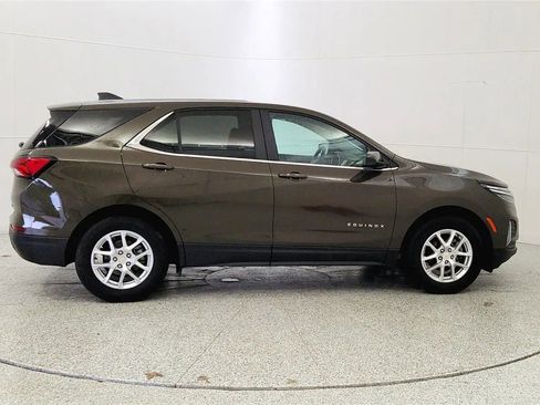 Used 2024 Chevrolet Equinox LT FWD image 8