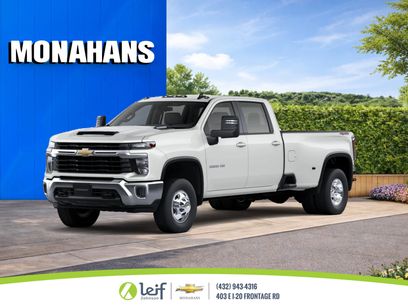 New 2026 Chevrolet Silverado 3500 LT w/ Convenience Package