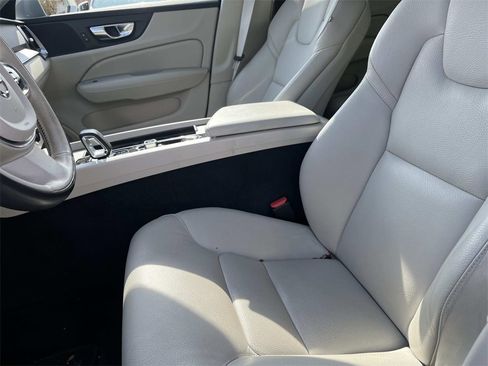 Used 2023 Volvo V60 B5 Cross Country Plus w/ Protection Package Premier image 23