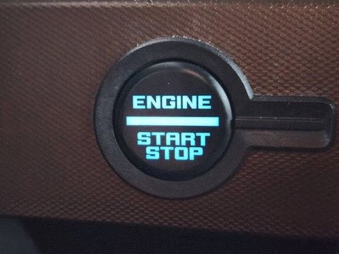 Used 2023 Ford Bronco Outer Banks image 19