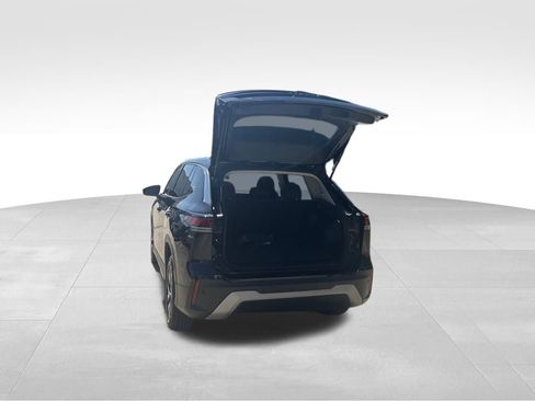 Used 2025 Volkswagen Tiguan S image 41