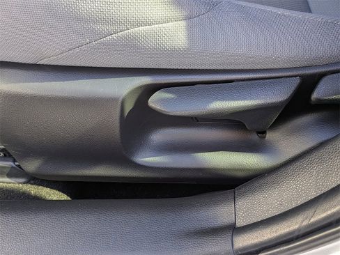 Certified 2022 Toyota Corolla SE image 20