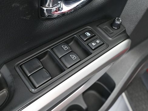 Used 2018 Nissan Titan SL w/ Texas Titan Edition AWD/4WD image 19