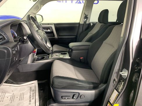 Used 2014 Toyota 4Runner SR5 RWD image 16