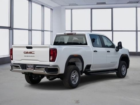 Used 2024 GMC Sierra 2500 Pro image 3