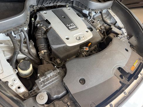 Used 2017 INFINITI QX70 2WD image 26