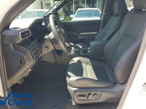 Used 2025 Toyota 4Runner TRD Sport Premium AWD/4WD image 19