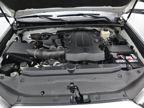 Used 2021 Toyota 4Runner SR5 Premium w/ Moonroof Package image 20