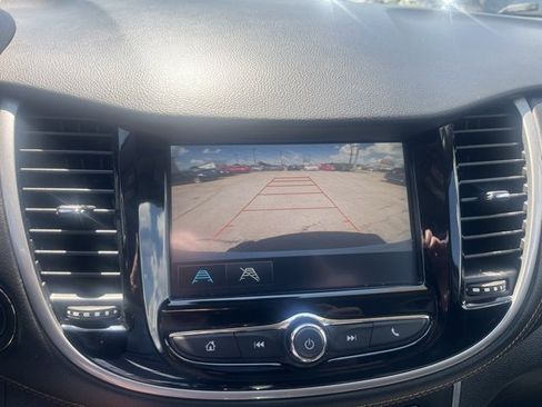 Used 2017 Chevrolet Trax LT w/ Driver Confidence Package image 22