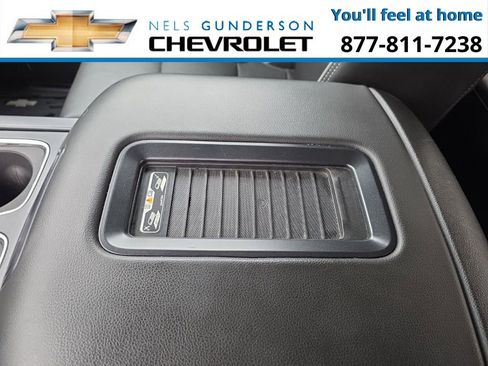 Used 2017 Chevrolet Silverado 1500 High Country image 23
