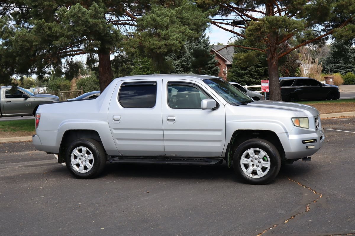Used 2006 Honda Ridgeline RTS image 2