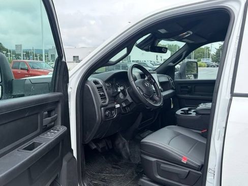 New 2026 RAM 5500 Tradesman w/ Chrome Appearance Group AWD/4WD image 14