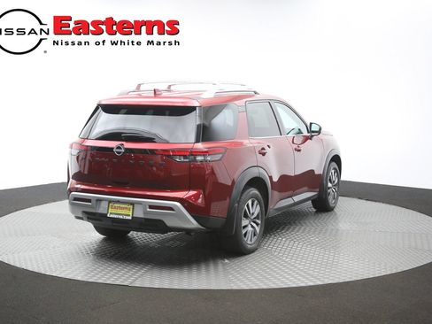 Used 2023 Nissan Pathfinder SL w/ Lighting Package (N92) AWD/4WD image 35