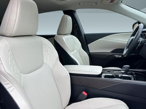 Certified 2023 Lexus RX 350 FWD w/ Cold Area Package image 27