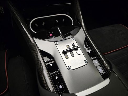 Used 2026 Ferrari Purosangue image 43