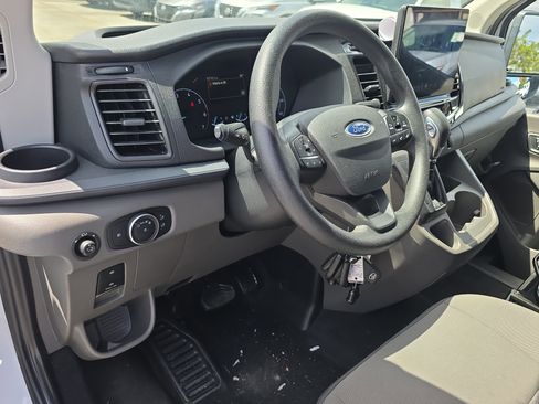 Used 2023 Ford Transit 350 XLT image 24