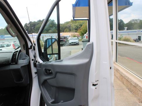 Used 2018 Ford Transit 150 148 Medium Roof image 19