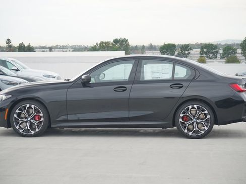 New 2026 BMW 330i Sedan w/ M Sport Package image 4