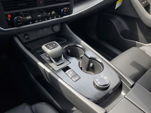 New 2026 Nissan Rogue SV AWD/4WD image 20