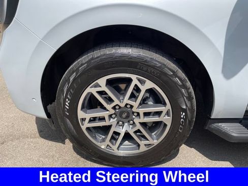 Used 2025 Ford Expedition Active AWD/4WD image 23