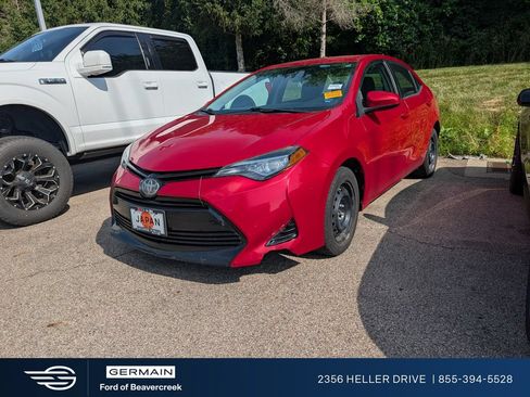 Used 2018 Toyota Corolla LE FWD image 1