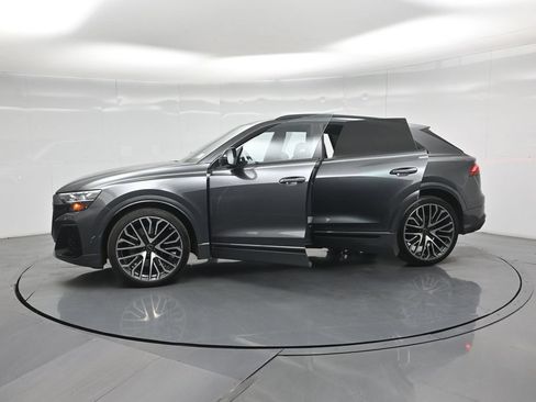 Used 2025 Audi SQ8 Premium Plus AWD/4WD image 31