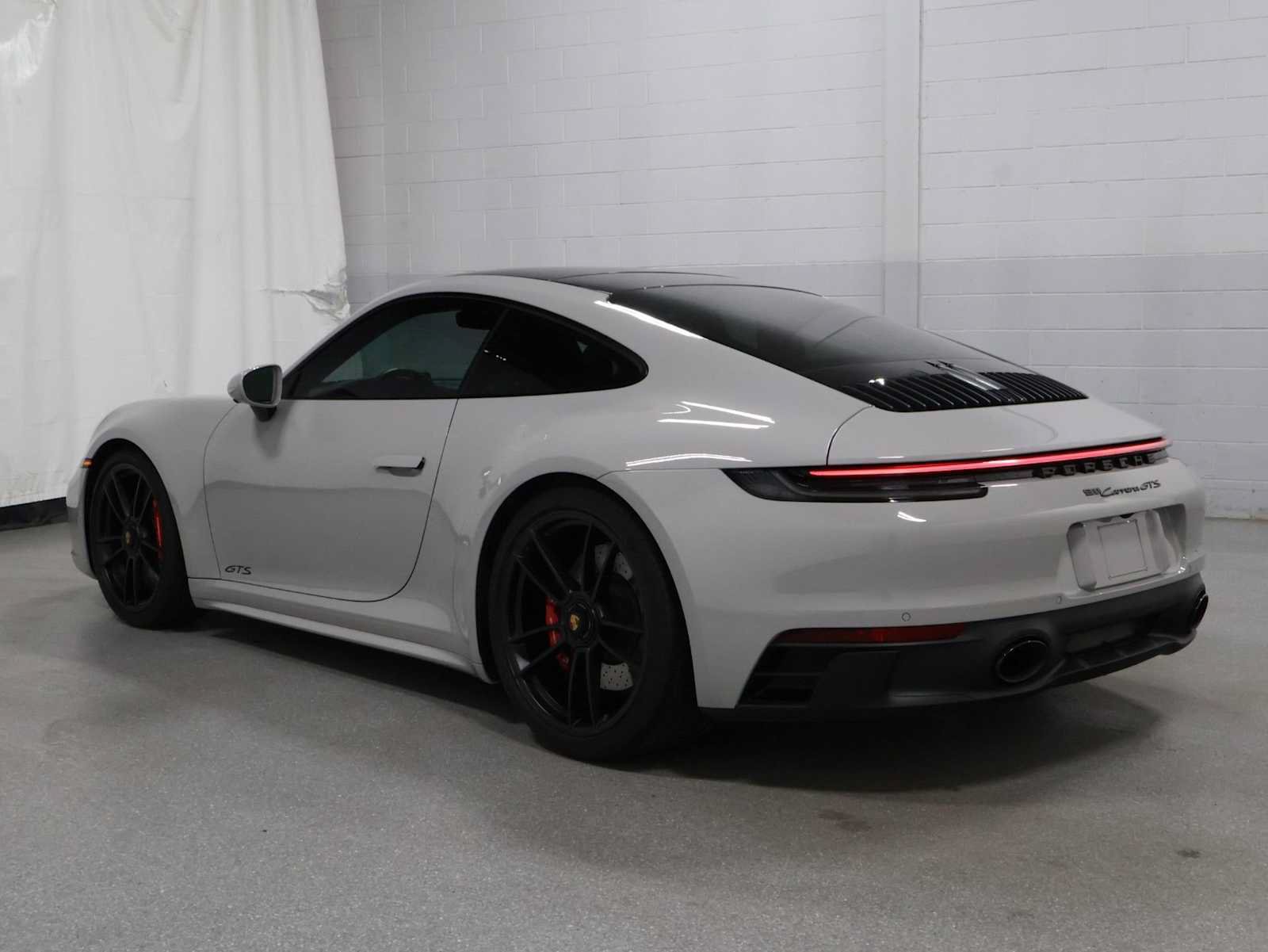 Certified 2024 Porsche 911 GT3 RS image 3