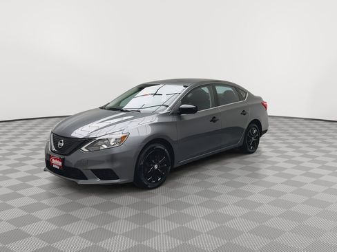 Used 2019 Nissan Sentra SV image 29