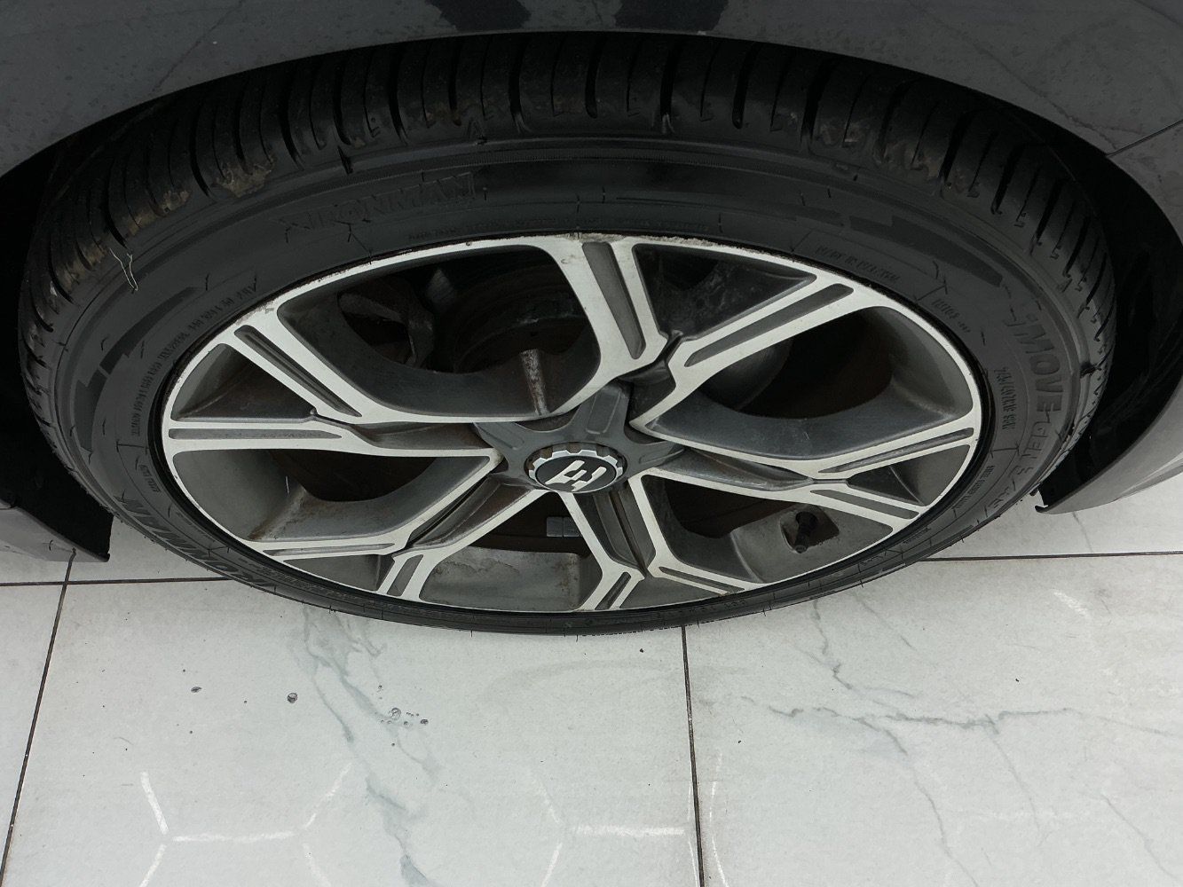 Used 2019 Kia Stinger Premium AWD/4WD image 47