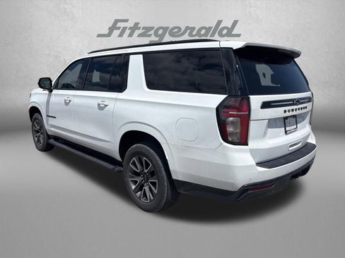 Used 2023 Chevrolet Suburban Z71 AWD/4WD image 3